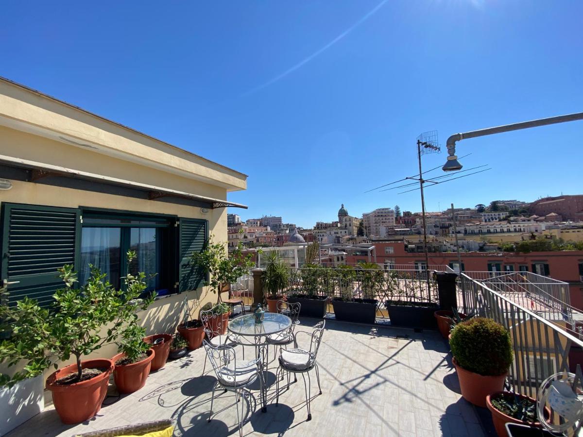La Casa Di Nettuno Apartment เนเปิลส์ ภายนอก รูปภาพ